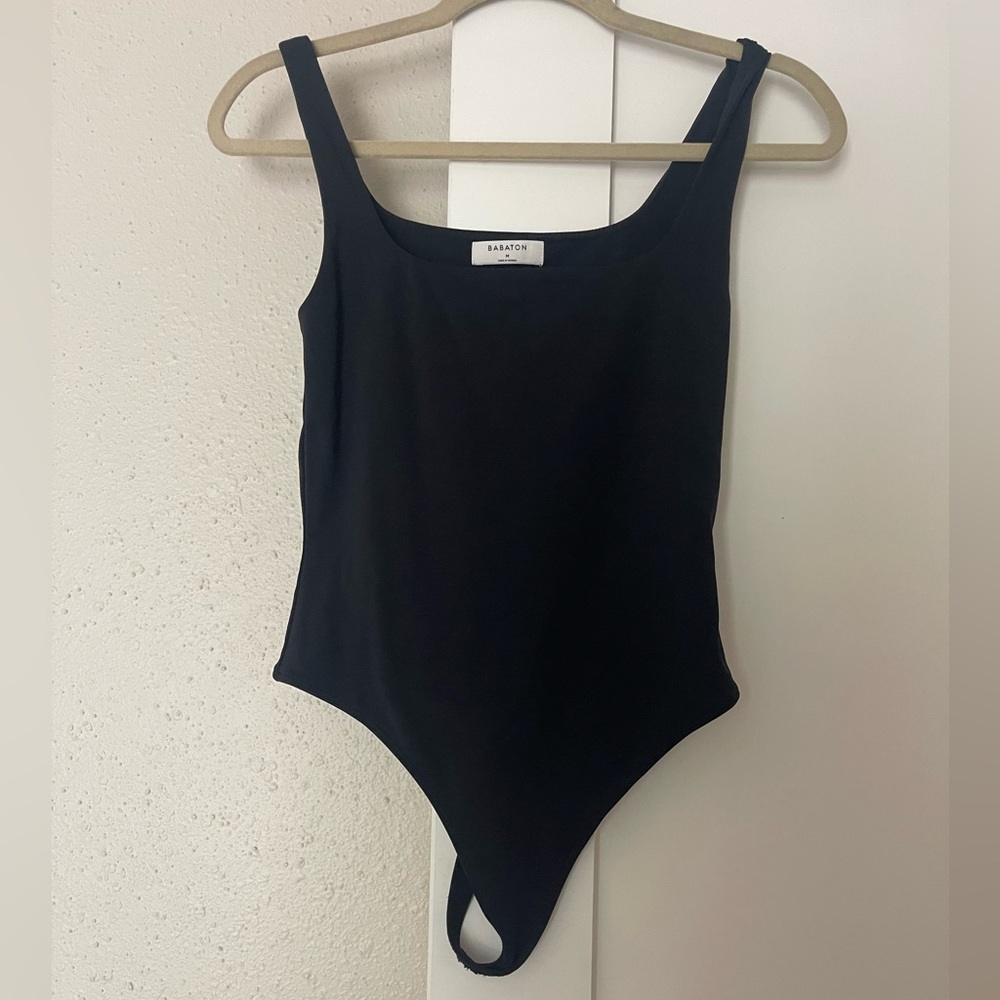 Aritzia babarton square neck body suit size medium